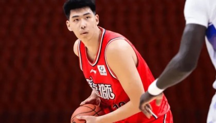 788kai彩票开奖结果-徐昕出战23分钟，投篮4中4得到8分9篮板2助攻2盖帽